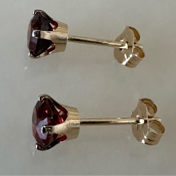 14k Solid Gold Garnet Stud Earrings - Picture 10 of 10